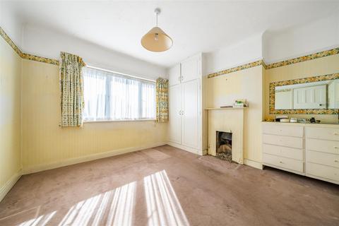 70 Beckingham Road, Guildford, GU2 8BU