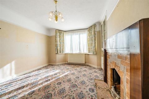 70 Beckingham Road, Guildford, GU2 8BU