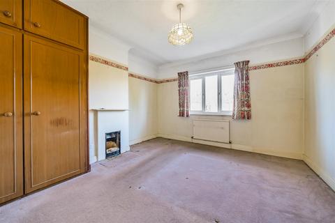 70 Beckingham Road, Guildford, GU2 8BU