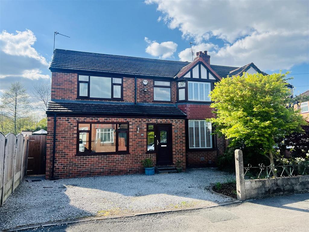 Brook Avenue, Timperley, Altrincham 4 bed semidetached house for sale