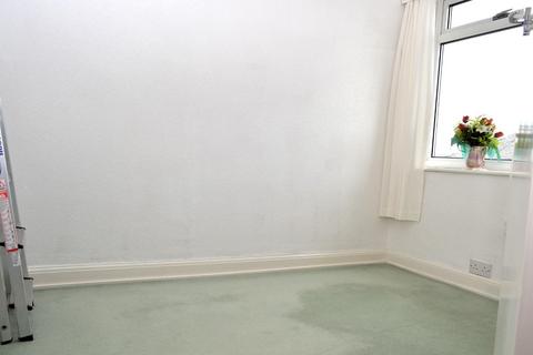 6 Link Lane, Oldham, OL8 3AD