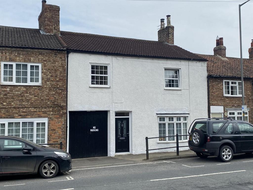 South End, Bedale 3 bed terraced house for sale £315,000