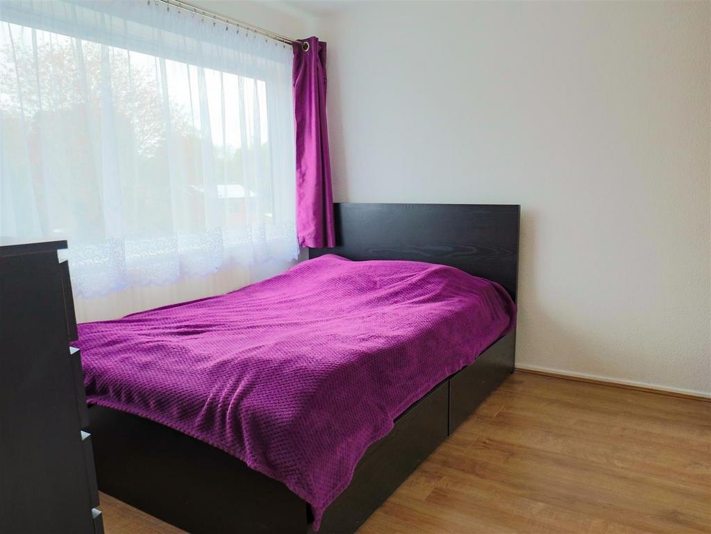 Bedroom 1 (front)