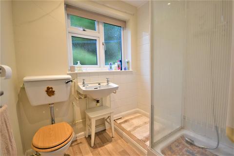 14 Fernlea Road, Burnham-on-crouch, CM0 8EJ