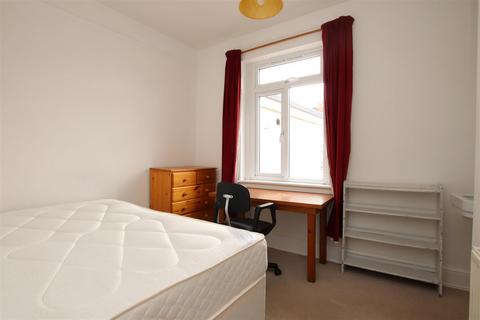 4 Blackboy Road, Exeter, EX4 6SG