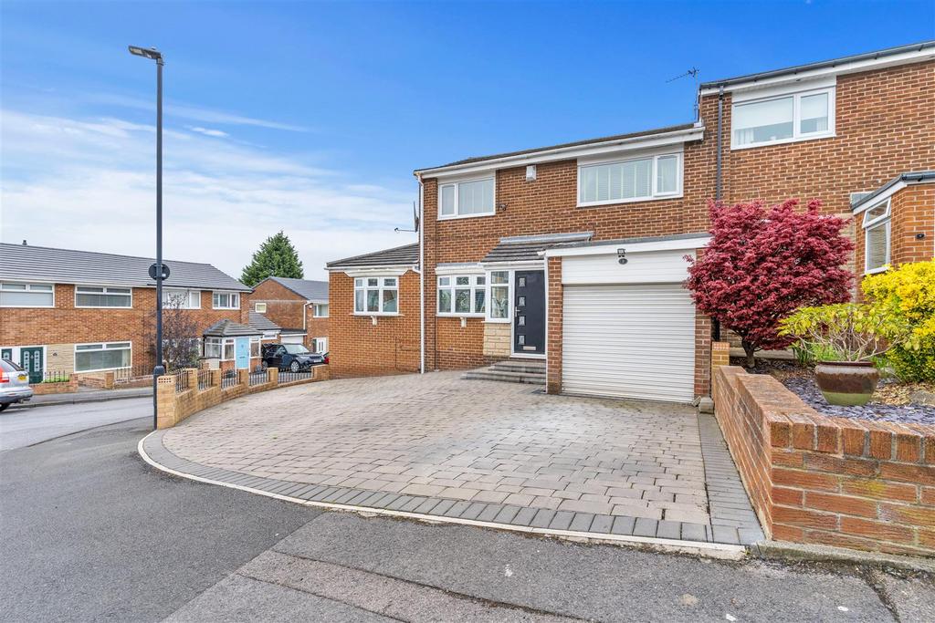 Pangbourne Close, West Denton Park, Newcastle Upon Tyne 3 bed semi