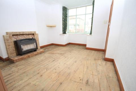 15 Glenfield, Shipley, BD18 1ER