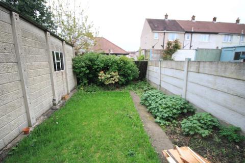 15 Glenfield, Shipley, BD18 1ER