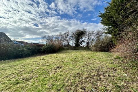 2 bedroom detached bungalow for sale, North way, Seaford