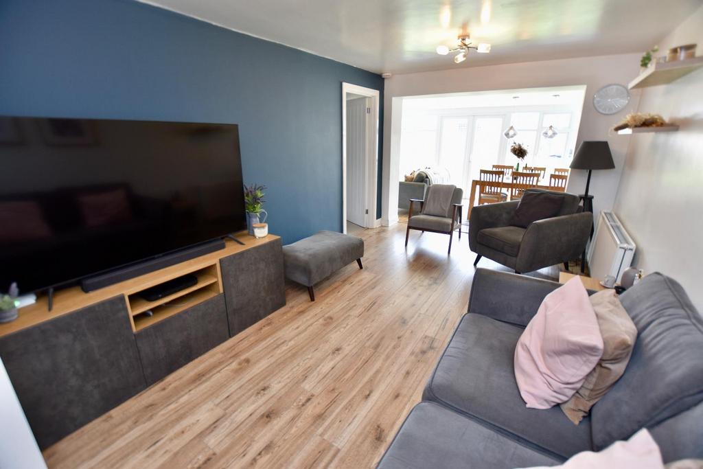 Haynestone Road, Coundon, Coventry 3 bed semidetached house £330,000