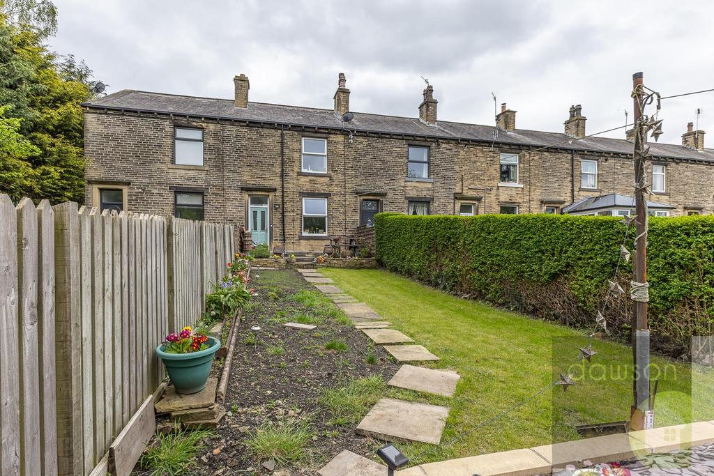 Thorn View, Elland 2 bed terraced house for sale £165,000
