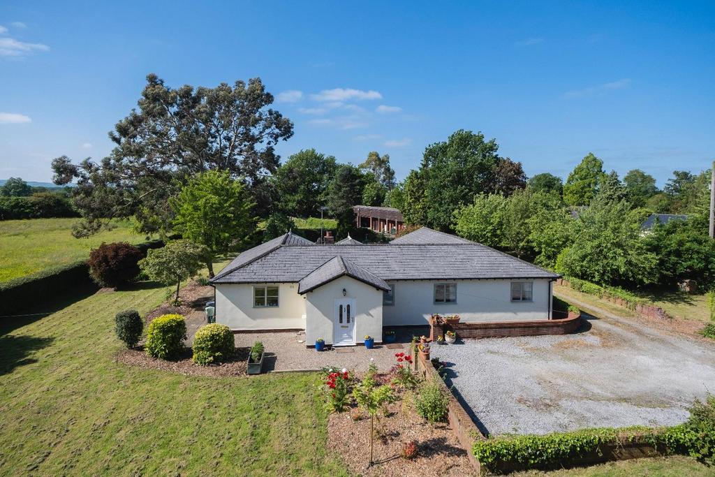 Duddon Road, Clotton 4 bed detached bungalow for sale £895,000
