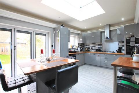 2 Browning Way, Hounslow, TW5 9BE