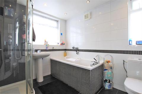 2 Browning Way, Hounslow, TW5 9BE