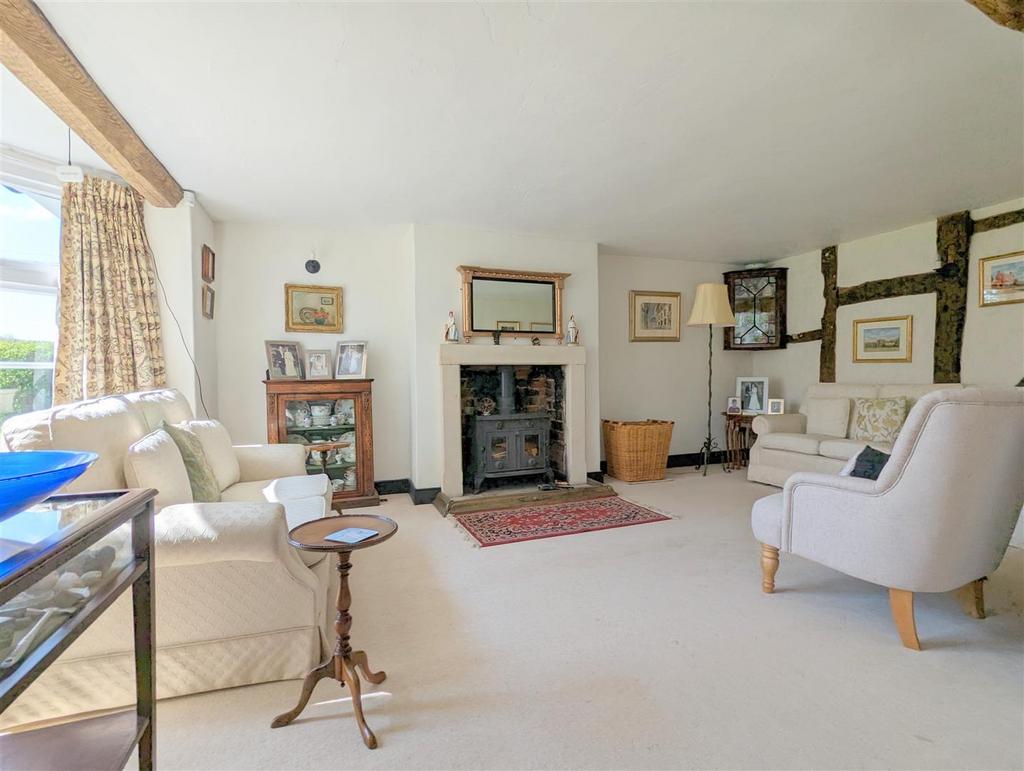 Holdfast, UptonUponSevern, Worcester 5 bed detached house £950,000