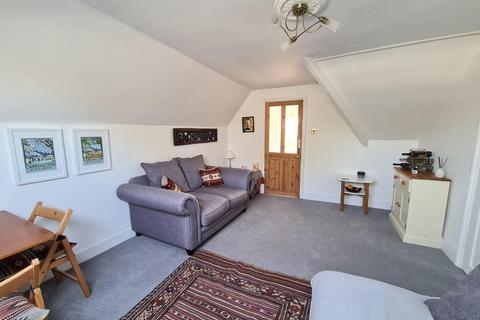 Flat 7, 2 Park Hill Close, Carshalton, SM5 3QW