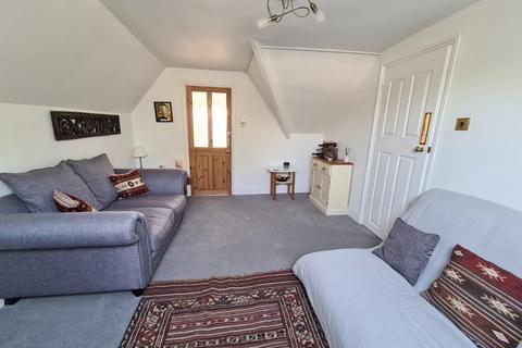 Flat 7, 2 Park Hill Close, Carshalton, SM5 3QW