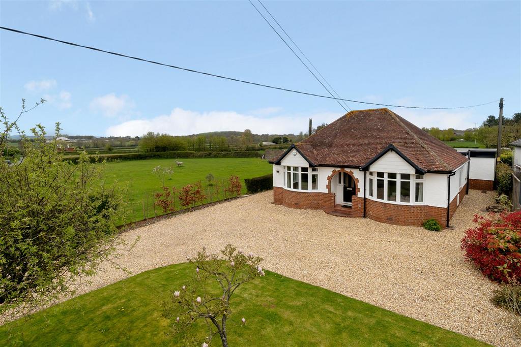 Oil Mill Lane, Clyst St Mary, Exeter 4 bed bungalow for sale £695,000