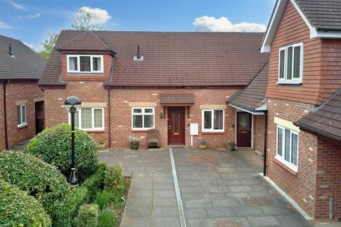 3 bedroom end of terrace house for sale - Risley Hall, Risley