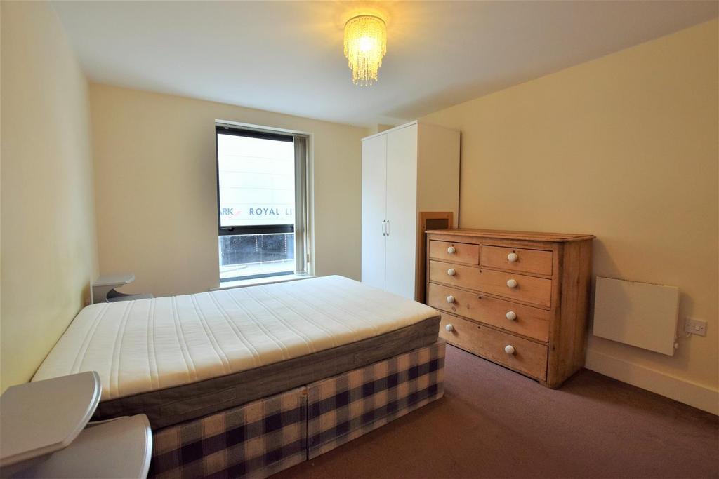 11 Epworth Street, Liverpool 2 bed apartment £975 pcm (£225 pw)