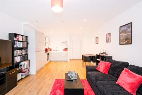 Flat 10, 7 Hoffmans Road, London, E17 6ZD