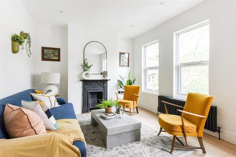 59 Bemsted Road, London, E17 5JY