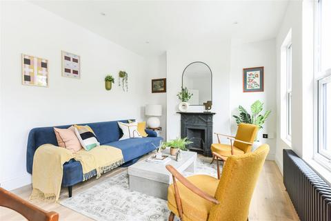 59 Bemsted Road, London, E17 5JY