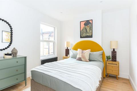 59 Bemsted Road, London, E17 5JY