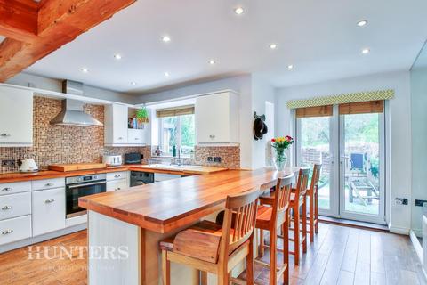 9 Grisedale Close, Middleton, Manchester, M24 5RB