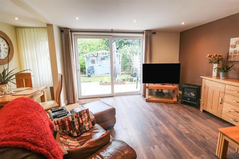 97 Milwards, Harlow, CM19 4SQ