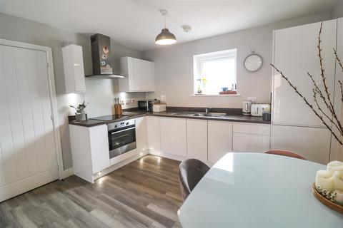 42 Plumtree Drive, Harlow, CM17 0FP