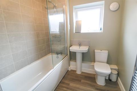 42 Plumtree Drive, Harlow, CM17 0FP