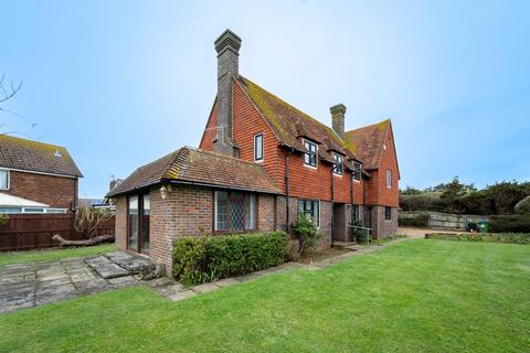 4 bedroom detached house for sale, Hawth Way, Seaford
