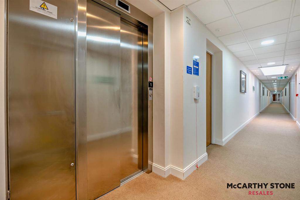 8586386-interior15-800.jpg