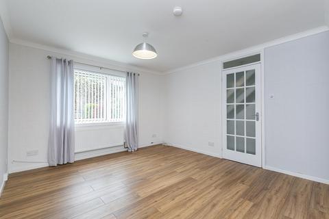 13 Avon Grove, Penicuik, EH26 8JL