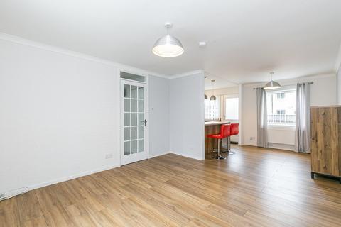 13 Avon Grove, Penicuik, EH26 8JL
