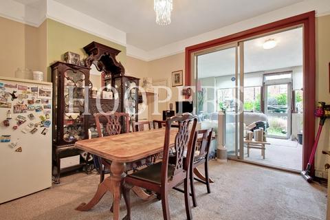 3 bedroom end of terrace house for sale, Dewsbury Road, London, NW10