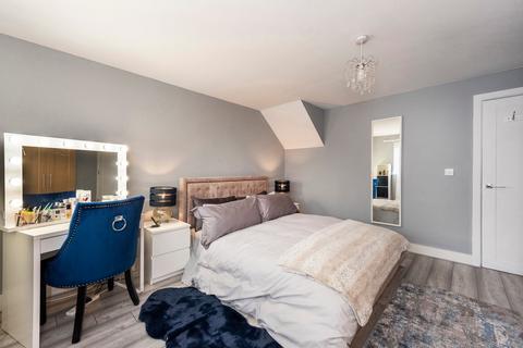 1 Grant Close, Belvedere, DA17 5GD