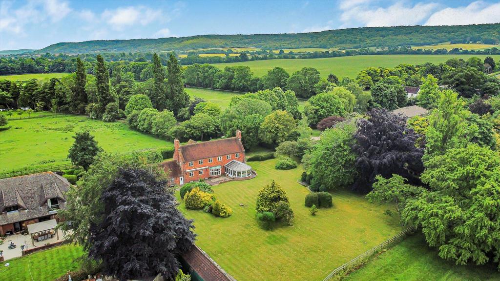 Aston Rowant, Watlington, Oxfordshire, OX49 4 bed detached house for