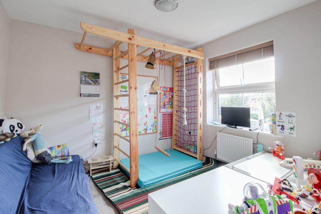 Bedroom 2 (Double)