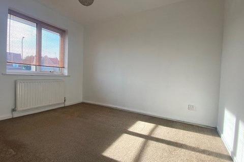 3 bedroom house to rent, Pickering Crescent, Swallownest, Sheffield, South Yorkshire, S26