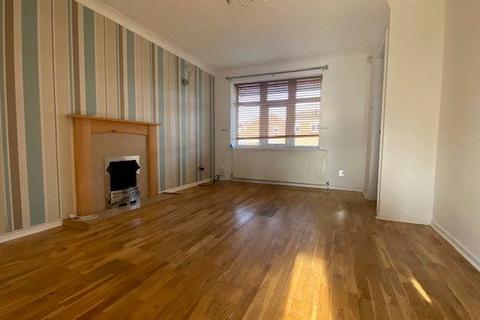 3 bedroom house to rent, Pickering Crescent, Swallownest, Sheffield, South Yorkshire, S26