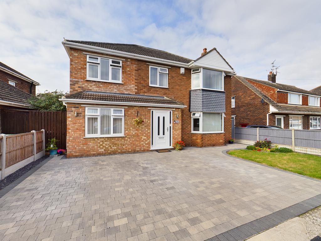 Wetherby Crescent, Lincoln LN6 4 bed detached house for sale £375,000