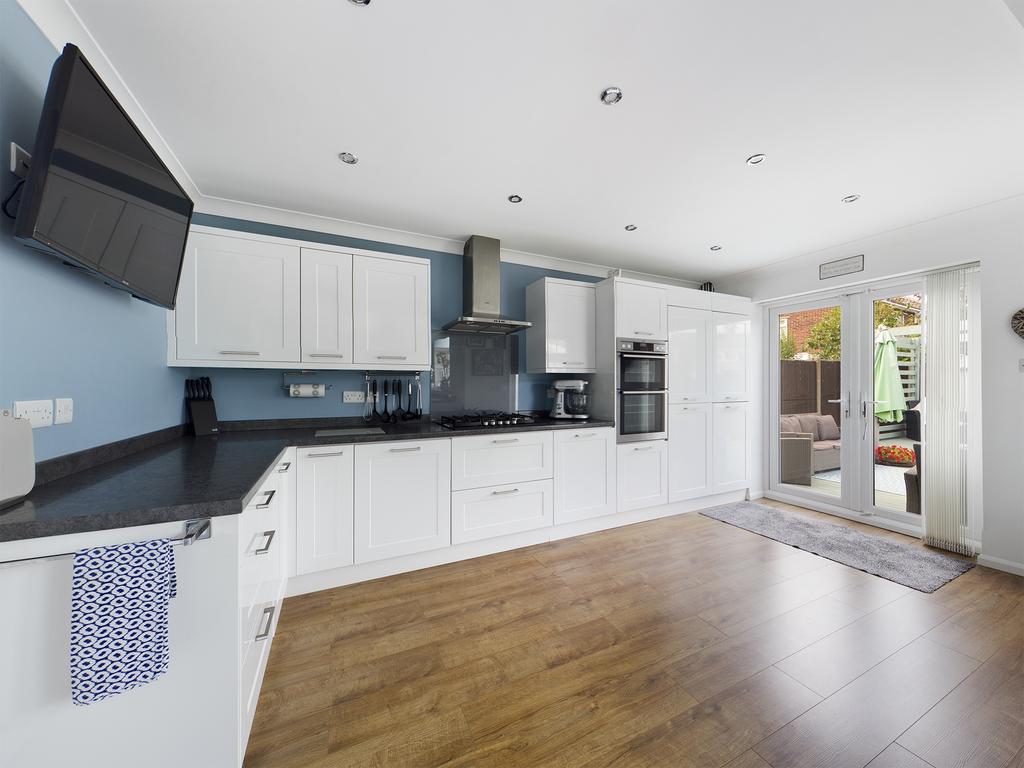 Wetherby Crescent, Lincoln LN6 4 bed detached house for sale £375,000