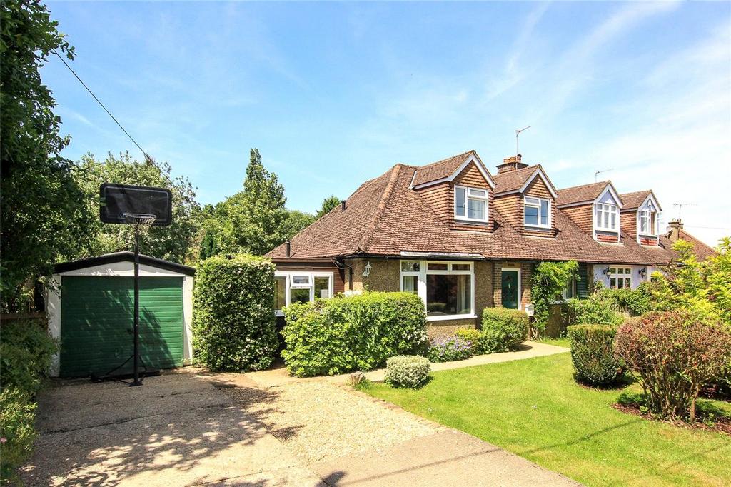 Darrs Lane, Northchurch, Berkhamsted... 4 bed bungalow £700,000