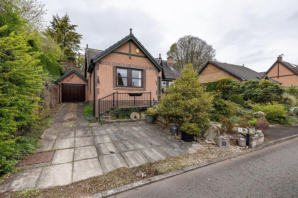 16 Montgomerie Terrace, Gattonside... 3 bed detached bungalow £295,000