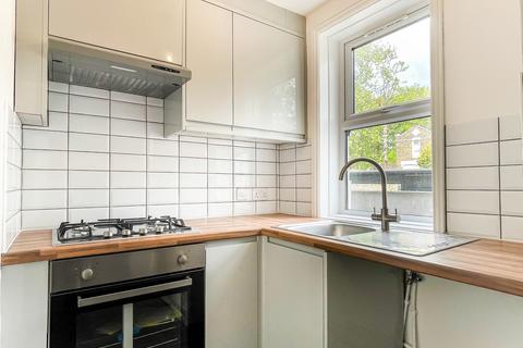 2 bedroom flat to rent - Loampit Hill, SE13