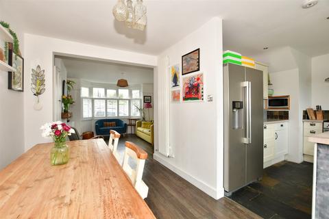 4 bedroom semi-detached house for sale - Upper Approach Road, Broadstairs, Kent