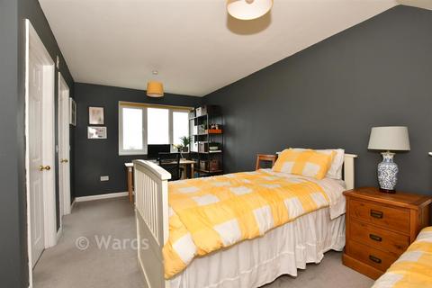 4 bedroom semi-detached house for sale, Upper Approach Road, Broadstairs, Kent