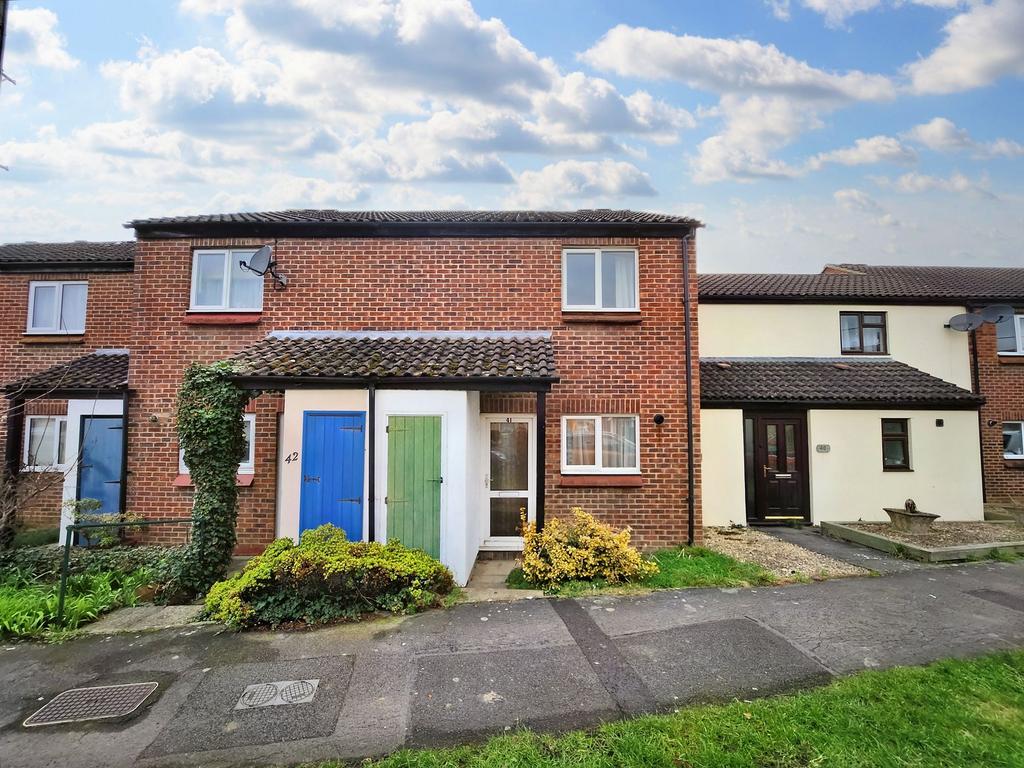 Trowbridge, Trowbridge BA14 2 bed terraced house £200,000